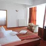 Emma Est Hotel 3*