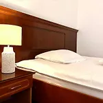 Emma Est Hotel 3*