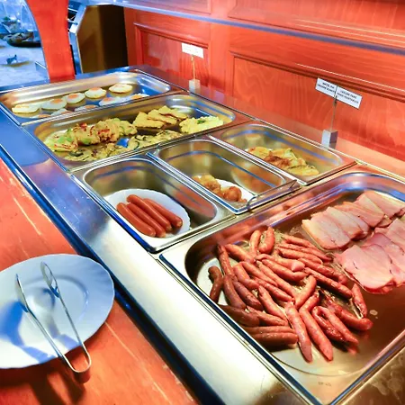 Szálloda Emma Est 3*