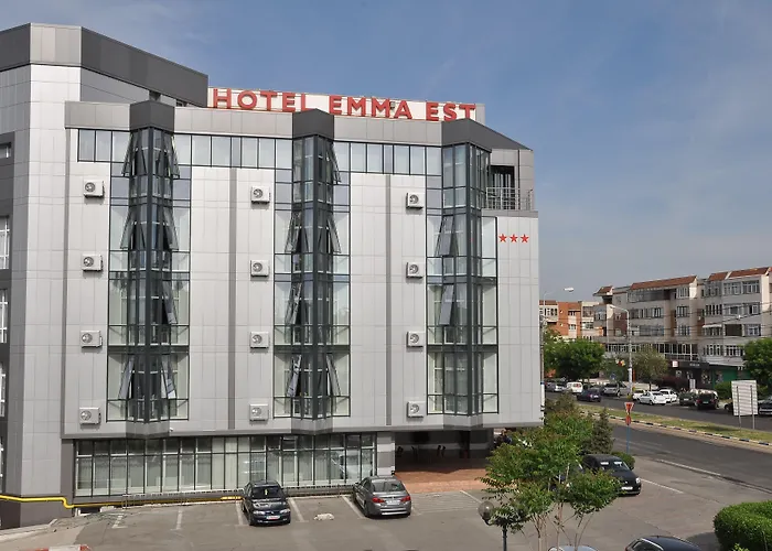 Emma Est فندق