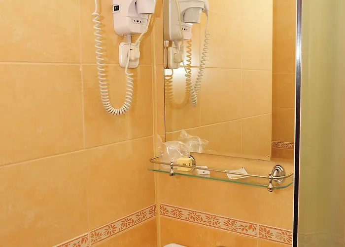 Ξενοδοχείο Emma Est