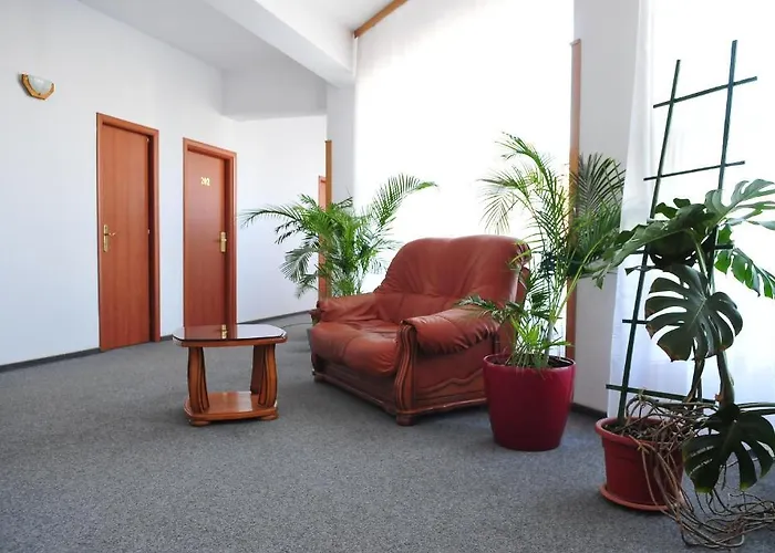 Emma Est Κραϊόβα