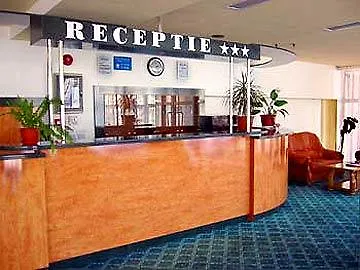 Emma Est Κραϊόβα