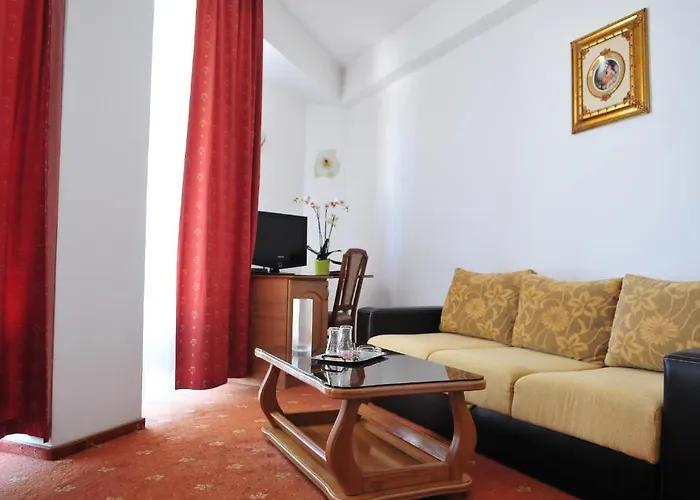 Ξενοδοχείο Emma Est Κραϊόβα